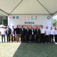 Çocuklar geleneksel oyunlarla buluştu 